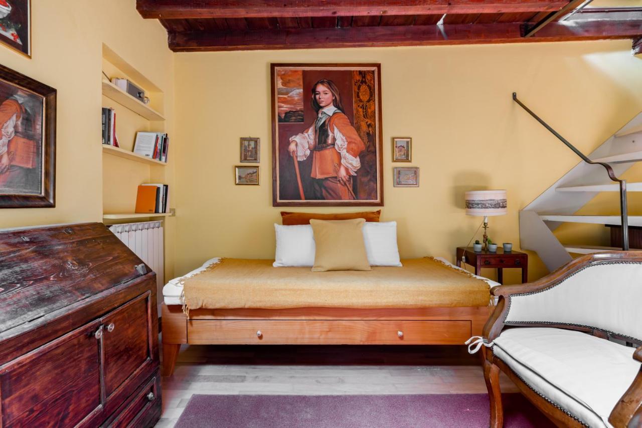 Appartamento Brera Cosy Studio On 2 Levels! Milano Esterno foto